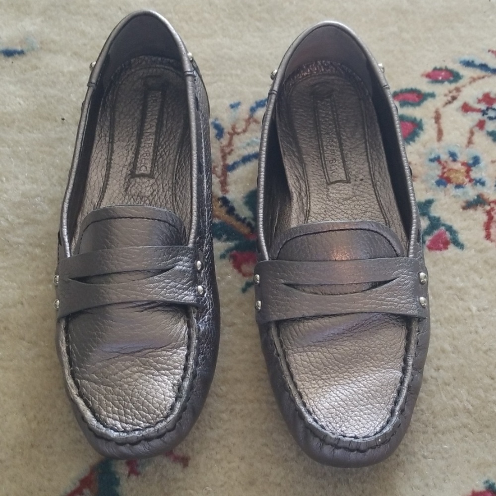 Banana Republic shoes